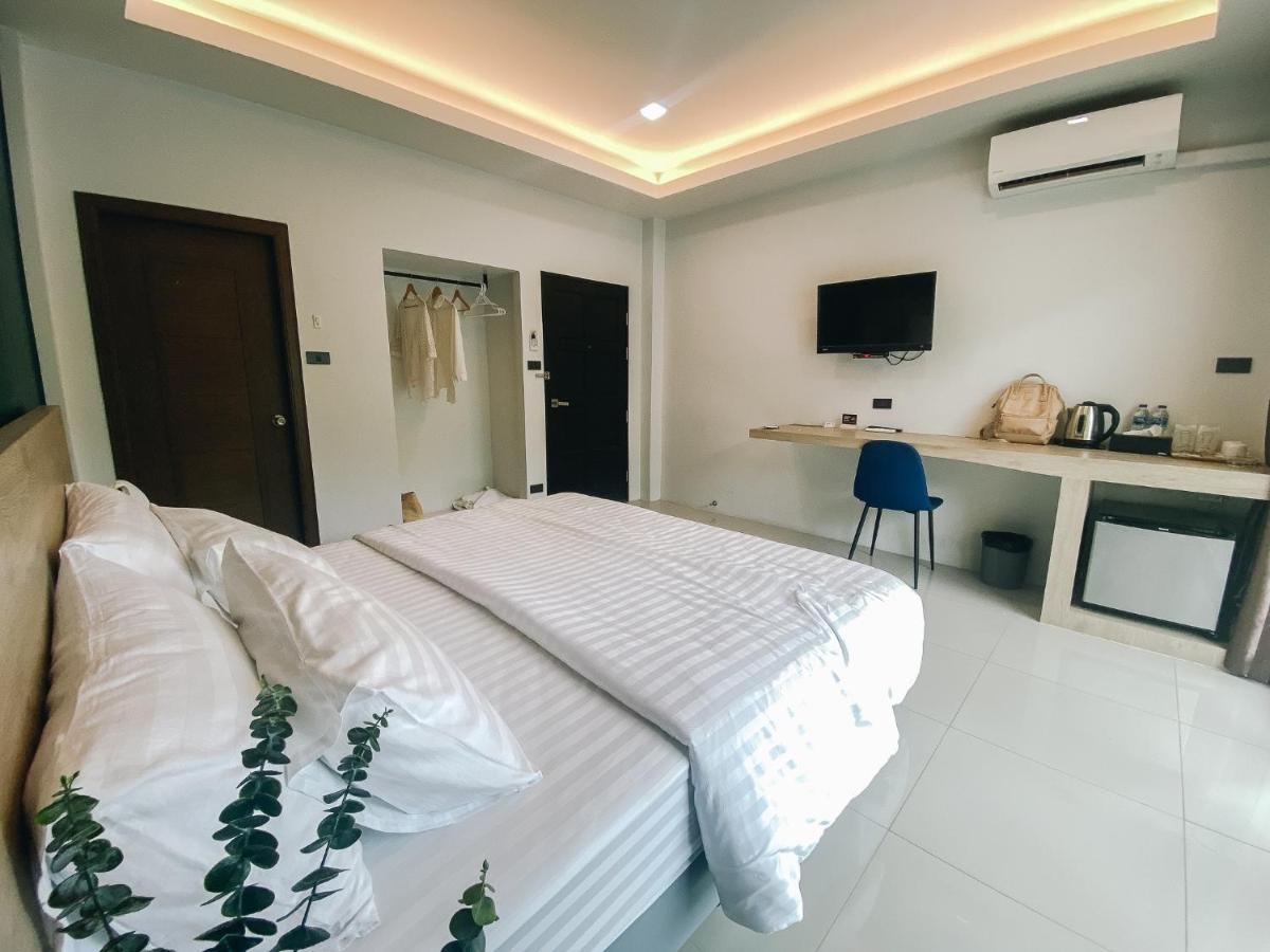 Tall Tree Kata Phuket Exterior photo